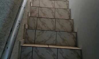 Imagem 2: Casa com terraço e piscina