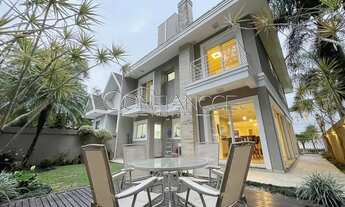 Imagem 2: Casa em Condomínio Fechado Com 4 Quartos Para Alugar no Orleans, Curitiba - PR