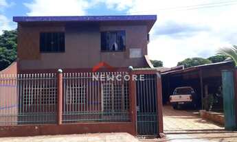 Imagem: Sobrado em Rua São João - Distrito de