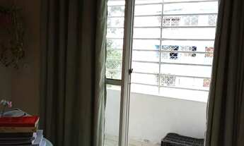 Imagem 4: Apartamento com: 2 quartos, sala e copa integrada, cozinha, banheiro e garagem