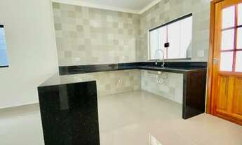 Imagem 6: Casa totalmente térrea em condomínio com 3 dormitórios, sendo 1 suíte espaçosa!!