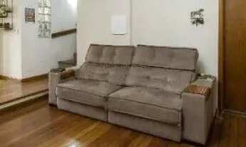 Imagem 6: Casa em Porto Alegre, no bairro Ipanema, com 3 dormitório(s), e 3 banheiros, à v