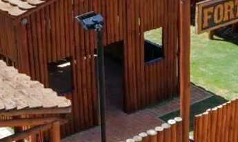 Imagem 4: Imóvel para venda possui 262 metros quadrados em Jardins Capri - Senador Canedo - GO