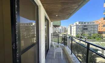 Imagem 6: Apartamento com 93m² bem arejado e com ótima localização, apenas a 150 metros da praia de