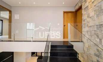 Imagem 7: Jardins Capri - Casa de Condomínio 3 quartos, sendo 3 suítes