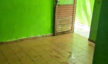 Imagem 4: Alugo esta casa Casa com 1 dormitório