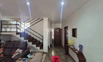 Imagem 2: Sobrado à venda no Jardim Botânico em Araraquara - Piscina, suíte com sacada e 4 vagas