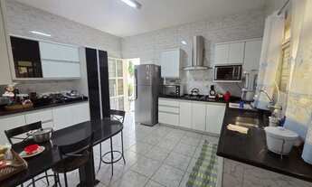 Imagem 6: Casa / Sobrado para Venda em Goiânia, Jardim Ana Lúcia, 4 dormitórios, 2 suítes, 5 banheir