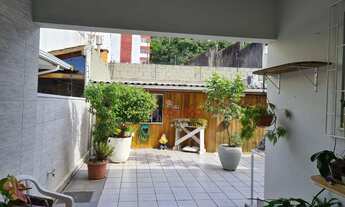 Imagem 4: Casa com 3 dormitórios à venda, 232 m² por R$ 990.000,00 - Coqueiros - Florianópolis/SC