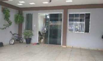 Imagem 2: Sobrado para Venda em Colombo, Campo Pequeno, 3 dormitórios, 1 suíte, 2 banheiros, 2 vagas