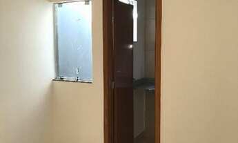 Imagem 7: Condomínio de primeira em rua principal