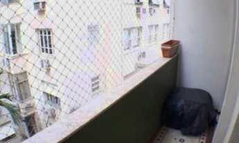 Imagem 3: Excelente apartamento com Hall de entrada, varandas internas. Salão em 2 ambientes com pis