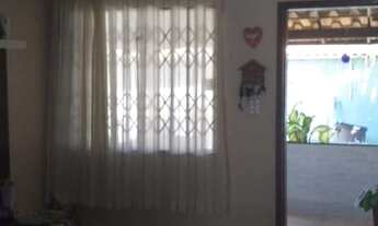 Imagem 4: Casa com piscina próximo 600 metros da praia e 300 metros da rodovia