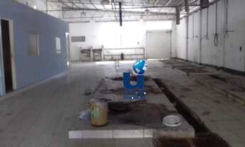 Imagem 7: Ótimo Galpão em rua acessível