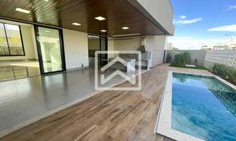 Imagem 1: CASA DE ESQUINA IMPONENTE E MODERNA! QUALIDADE CONSTRUTIVA DIFERENCAIDA