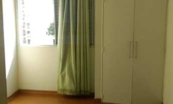 Imagem: Kitnet VENDA 33 m2. Sofá, rack, geladeira