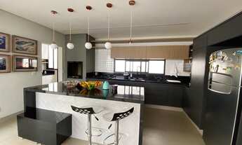 Imagem 7: Casa com 3 dormitórios para alugar, 207 m² por R$ 9.500,00/mês - Varanda Sul - Uberlândia