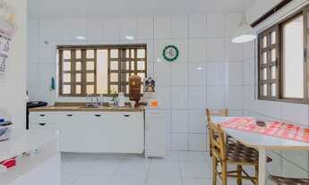 Imagem: Casa com 3 dormitórios à venda, 304 m²