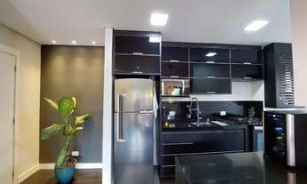 Imagem 7: Apartamento para Venda em Cotia, Granja Viana, 2 dormitórios, 1 suíte, 2 banheiros, 2 vaga