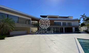 Imagem 4: Mansão triplex com projeto contemporãneo disponível para venda, terreno 1.100m, área const