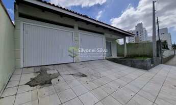 Imagem 2: Excelente Casa no Centro de Camboriú