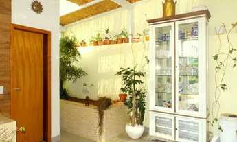 Imagem 7: Casa para venda possui 420 metros quadrados com 5 quartos em Granja Viana - Cotia - SP