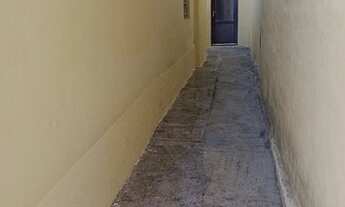 Imagem: Alugo casa fundo 2 cômodos 630,00 Júlio