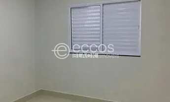 Imagem 2: Casa à venda, 3 quartos, 1 suíte, 3 vagas, SEGISMUNDO PEREIRA - Uberlândia/MG