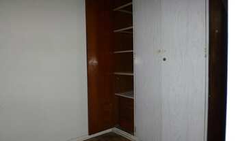 Imagem 3: Tijuca junto ao metrô 1vg 2 por andar salão 3qts suite copa/cozinha dep completa docs ok