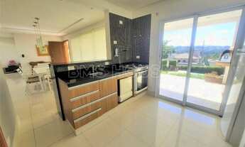 Imagem 7: Casa para Locação em Carapicuíba, Granja Viana, 3 dormitórios, 3 suítes, 4 banheiros, 6 va