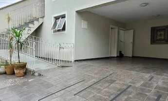 Imagem 2: VENDE OU ALUGA Casa com 3 dormitórios