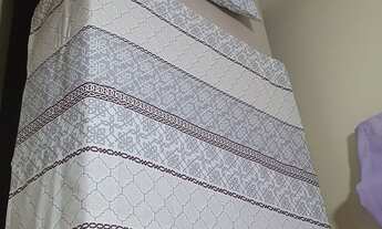 Imagem 4: Quarto moça estudante e/ou trabalhe