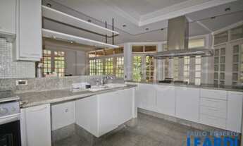 Imagem 3: CASA EM CONDOMÍNIO - TAMBORÉ - SP