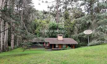 Imagem 3: Casa com Terreno Plano em Condomínio Fechado na Região de Capivari - Campos do Jordão/SP