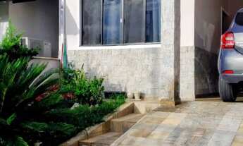 Imagem 2: Linda casa de 2 quartos no Gasparinho