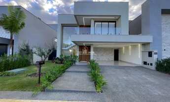 Imagem: Sobrado com 4 suítes independentes, sem