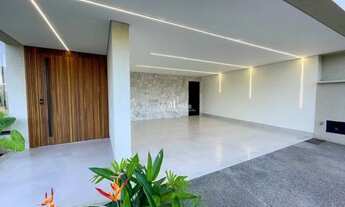 Imagem 3: Sobrado com 4 suítes independentes, sem vizinho de frente, localizado no Jardins Capri