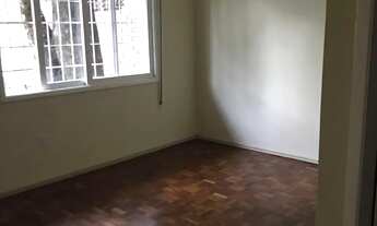 Imagem 3: Casa para aluguel tem 250 metros quadrados com 3 quartos em Jardim do Salso - Porto Alegre