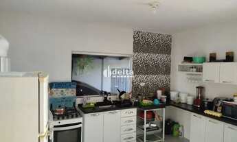 Imagem 7: Casa residencial com 3 quartos disponível para venda no bairro Jardim Ipanema em Uberlândi