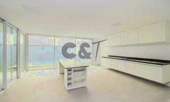 Imagem 2: Casa de Condomínio - 4 Suítes à Venda e para Alugar no Jardim dos Estados - São Paulo/SP