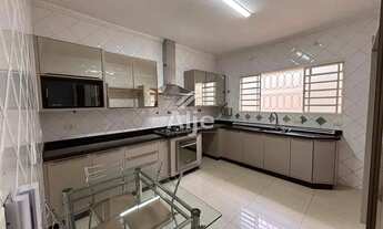 Imagem 7: VENDE-SE Casa NO JARDIM MARIA IZABEL - MARÍLIA/SP