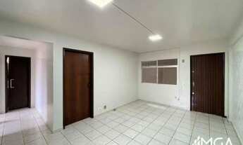 Imagem 2: Apartamento com 3 dormitórios para alugar, 68 m² por R$ 1.500,00 - Na Av. General Meira