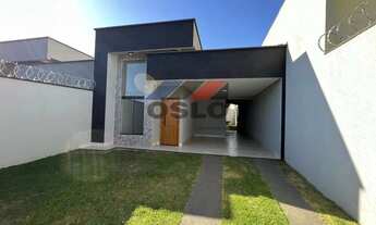 Imagem: CASA COM 03 QUARTOS SENDO OS 01 DELES UMA