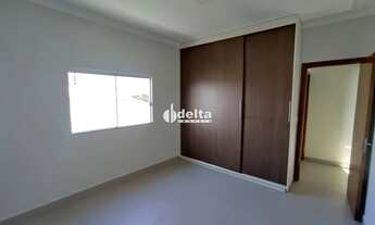 Imagem 11: Casa estilo sobrado residencial disponível para locação e venda no bairro Alto Umuarama em