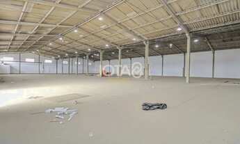 Imagem 4: BARRACÃO NO PINHEIRINHO COM 1.610M² Barracão No Pinheirinho Com 1.610m²