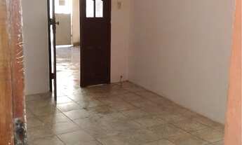 Imagem 6: Duas casas à Venda