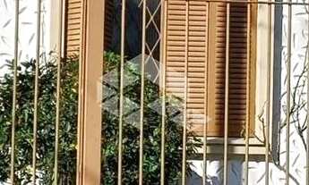 Imagem: Casa térrea com edícula e pátio com 3