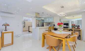 Imagem 2: Casa à Venda, 04 Suítes, 04 Vagas, Hidromassagem, Campo Comprido, Curitiba