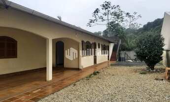 Imagem: CASA GRANDE COM AMPLO TERRENO