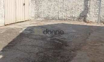 Imagem 4: Terreno de Esquina com Duas Casas Oportunidade de Investimento